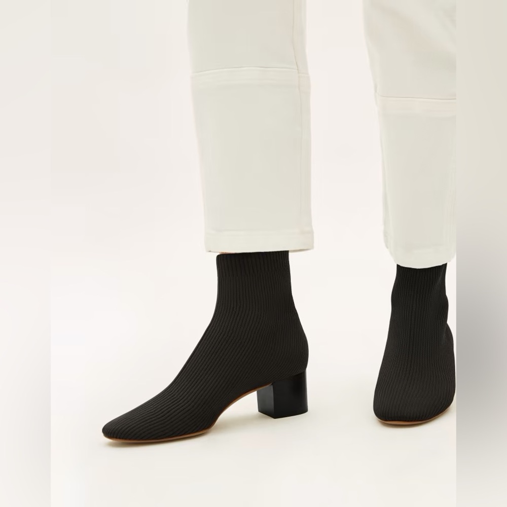 NEW Everlane Glove Women's Black Boots Size 6